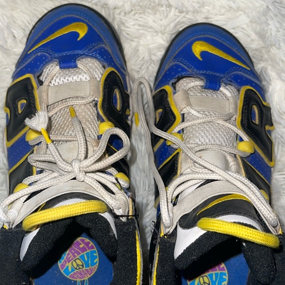 blue and yellow uptempo